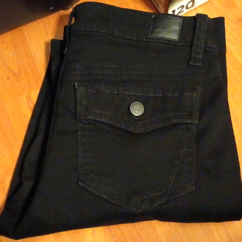 Buckle Jeans